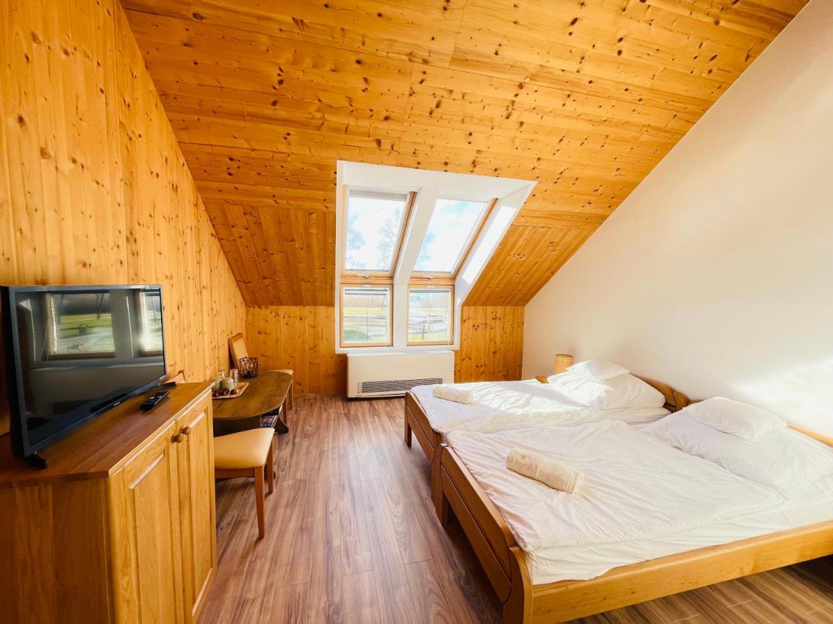 Fisher'S Deluxe Apartments Balatonfured Exterior photo